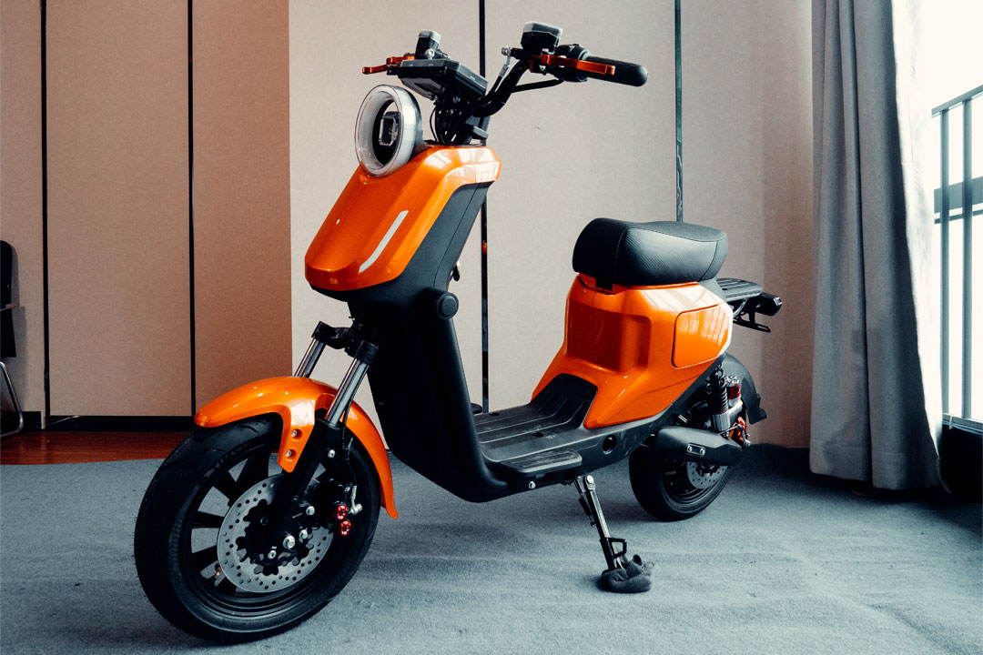 Introducing the N-04 The Ultimate Electric Moped by Cyclemix Introducing the N-04 The Ultimate Electric Moped by Cyclemix